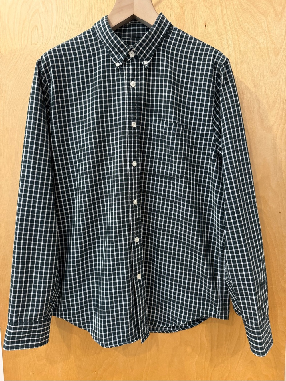 Abercrombie & Fitch Black and White Windowpane Button-Down Shirt